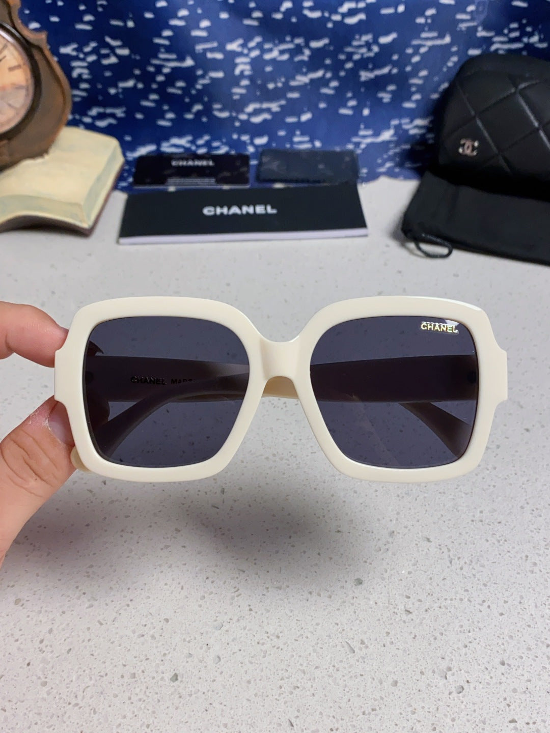 CHANEL 26S FACETED LENSES IN ACETATE 404752