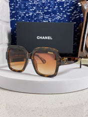 CHANEL 26S FACETED LENSES IN ACETATE 404754