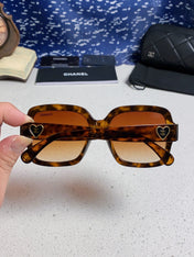 CHANEL 26S FACETED LENSES IN ACETATE 404754
