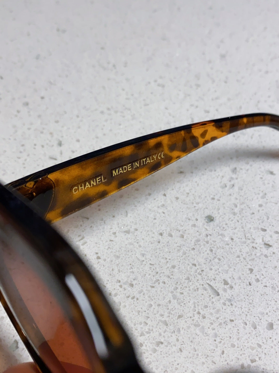 CHANEL 26S FACETED LENSES IN ACETATE 404754
