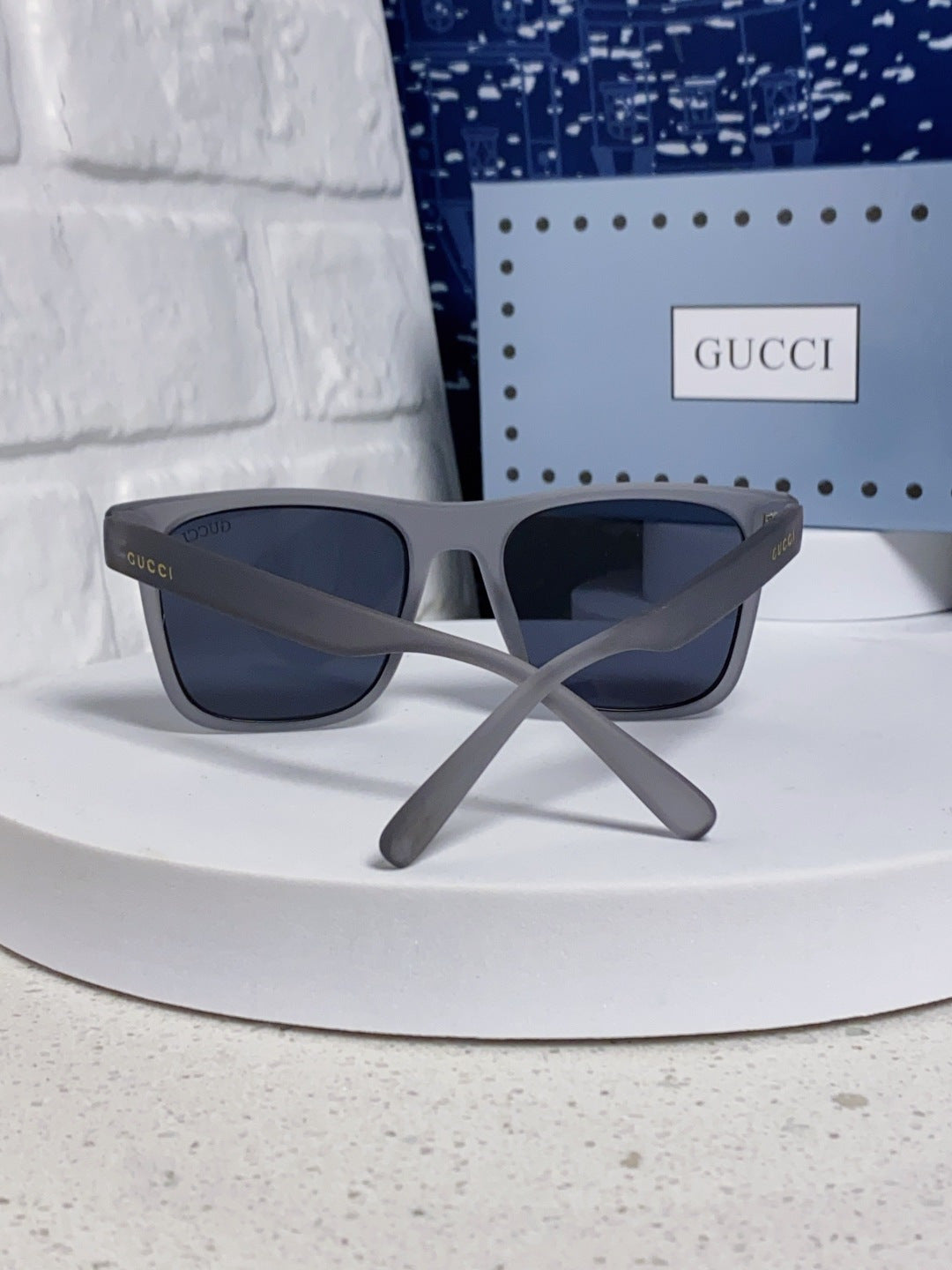 GUCCI 26S SQUARE FRAME IN ACETATE 424640