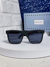 GUCCI 26S SQUARE FRAME IN ACETATE 424644