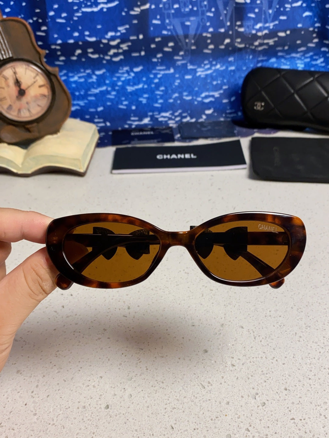 CHANEL 26S SLIM OVAL FRAME IN BROWN ACETATE 404787