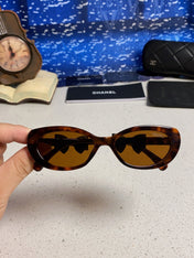 CHANEL 26S SLIM OVAL FRAME IN BROWN ACETATE 404787