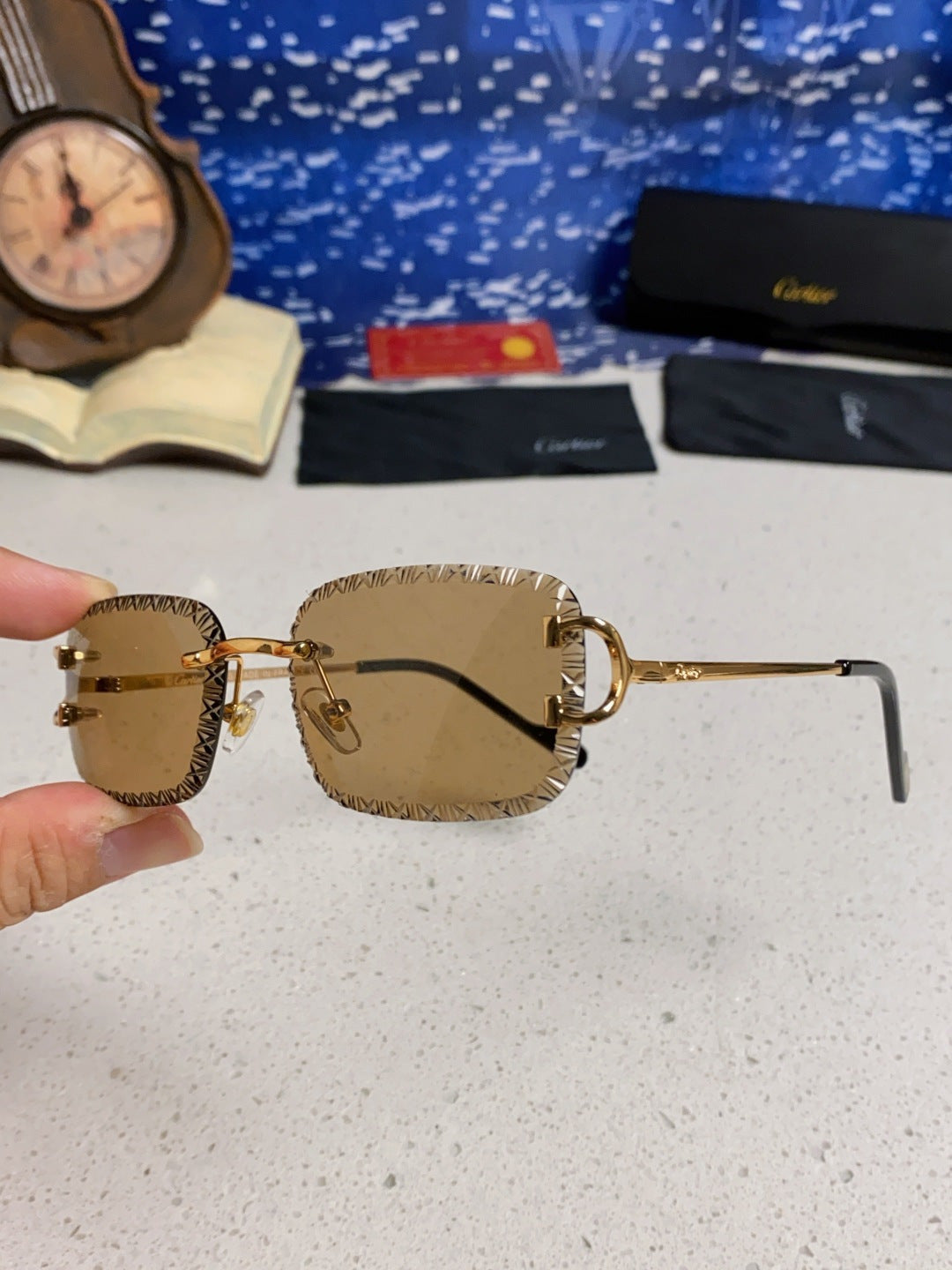 CARTIER 26S RIMLESS FRAME IN METAL 439652