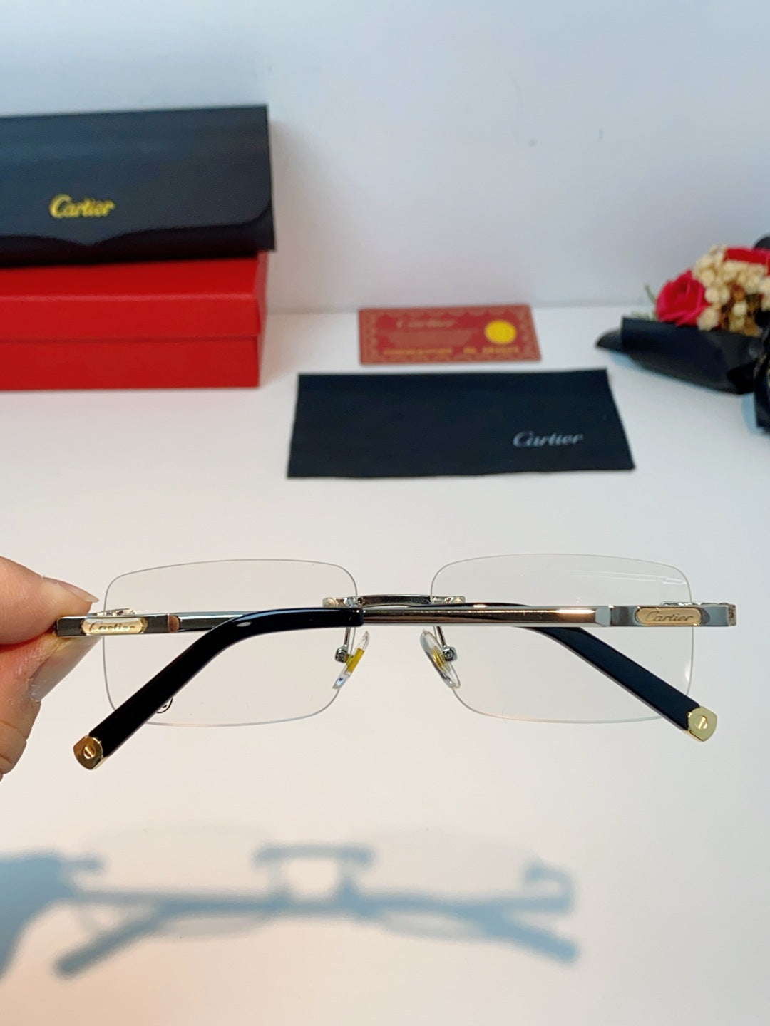 CARTIER 26S RECTANGULAR FRAME IN METAL 431046