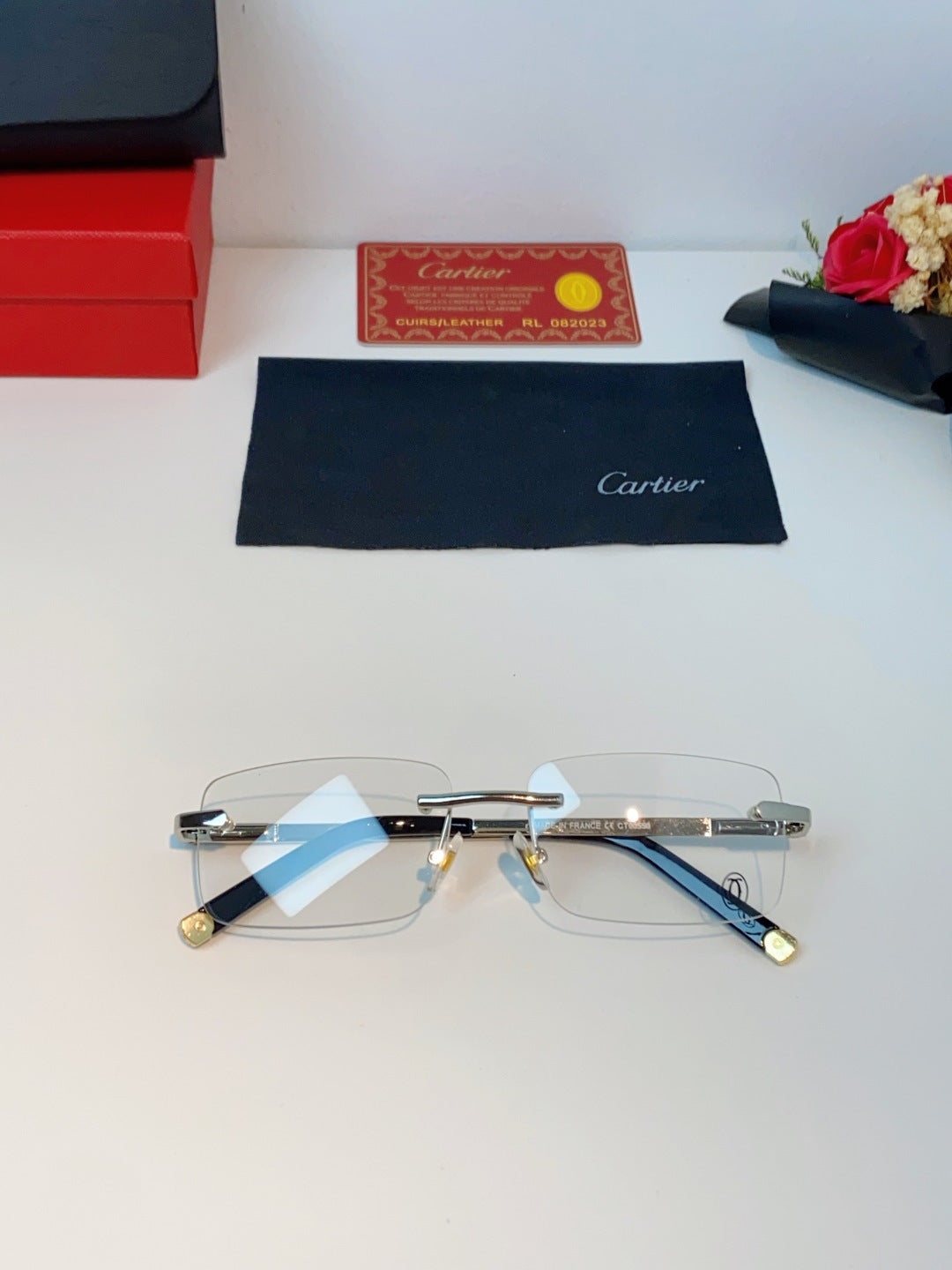 CARTIER 26S RECTANGULAR FRAME IN METAL 431046