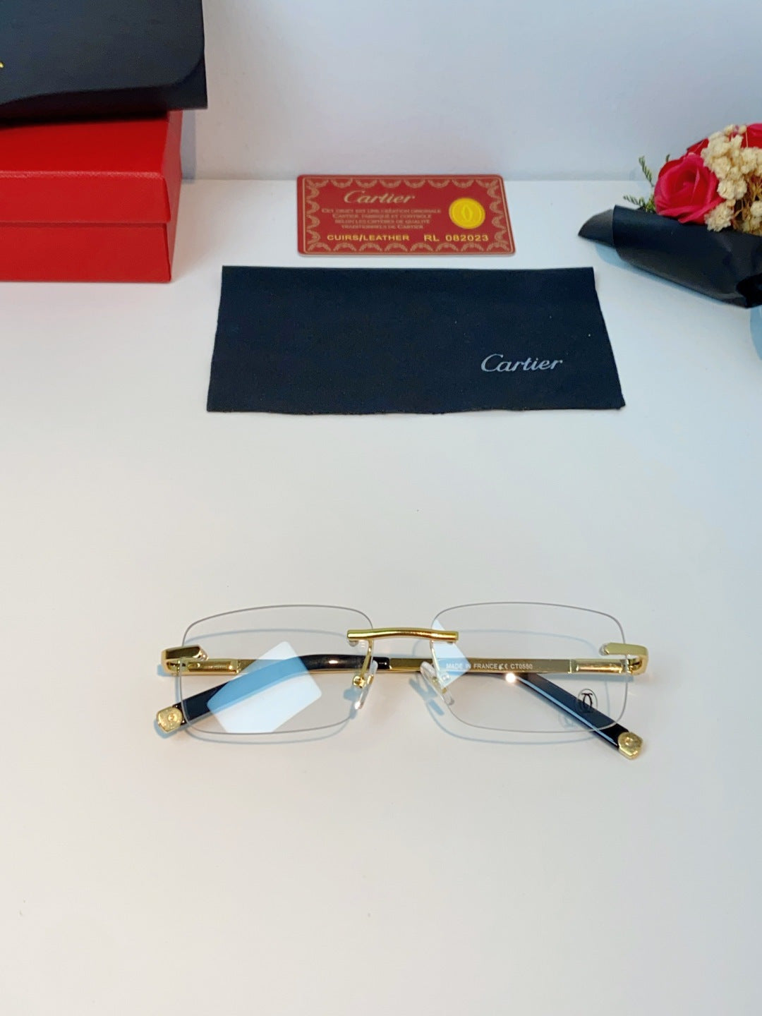 CARTIER 26S RECTANGULAR FRAME IN METAL 431047