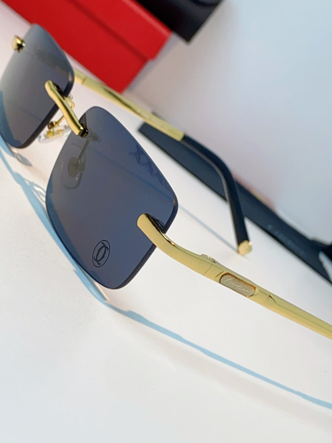 CARTIER 26S RECTANGULAR FRAME IN METAL 431050