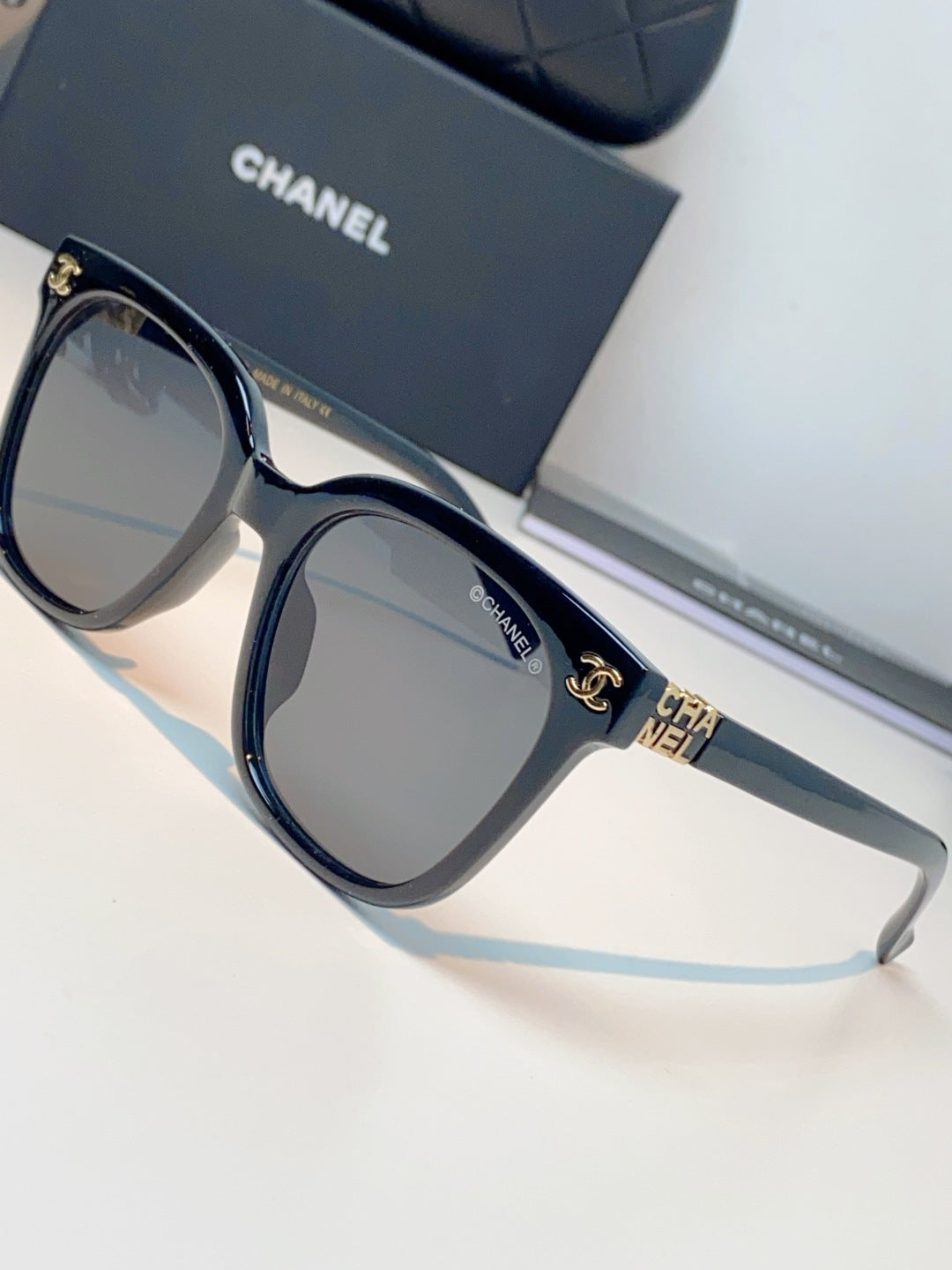 CHANEL 26S SQUARE FRAMES IN ACETATE 399913