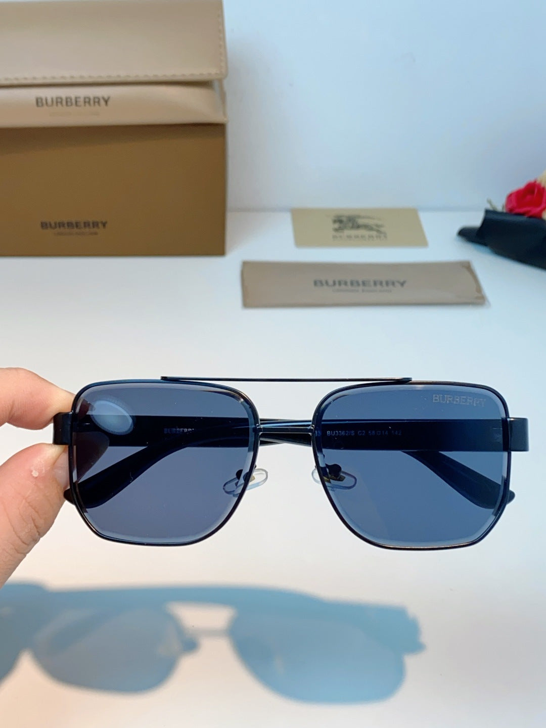 BURBERRY 26S RECTANGULAR FRAME IN METAL 419060