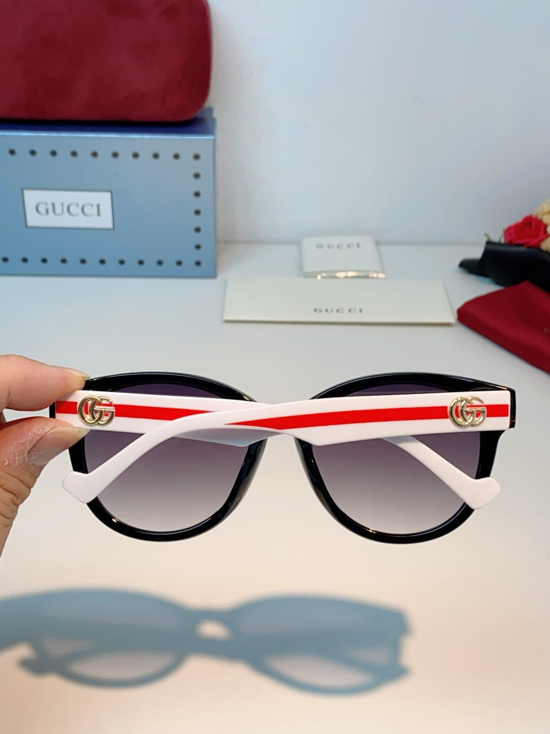 GUCCI 26S CAT-EYE FRAME IN ACETATE 424501