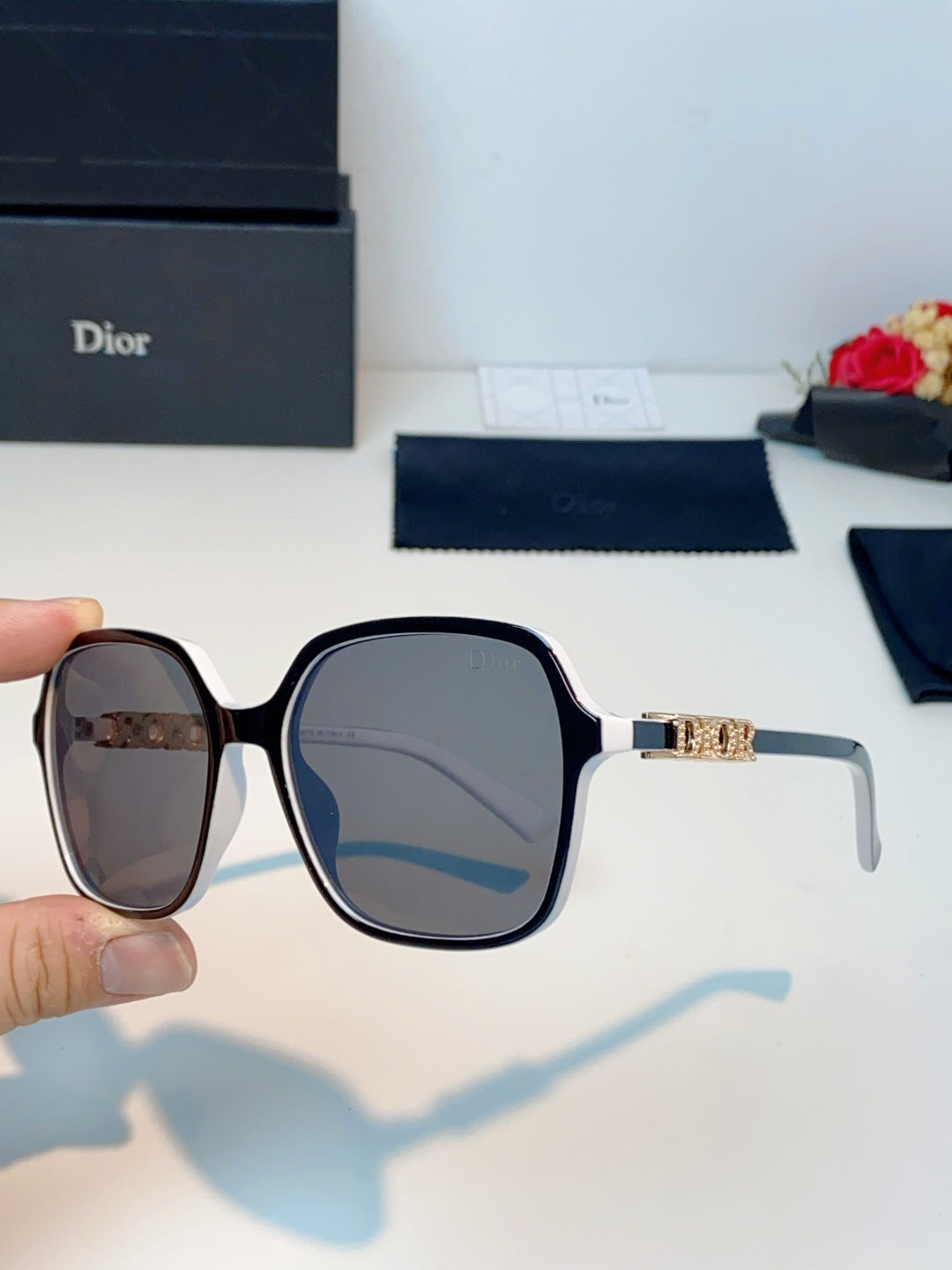 DIOR 26S RIMLESS SQUARE FRAME IN ACETATE 396735