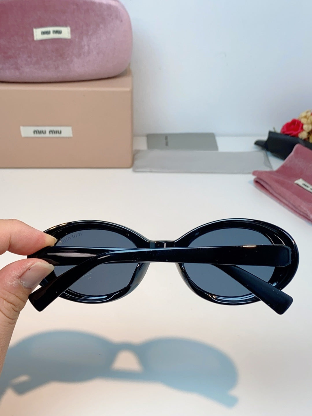 MIUMIU 26S OVAL FRAME IN ACETATE 424533