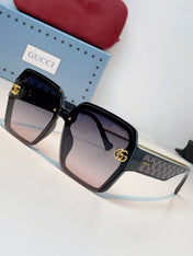 GUCCI 26S OVERSIZED SQUARE FRAME IN ACETATE 424515