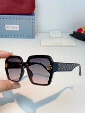 GUCCI 26S OVERSIZED SQUARE FRAME IN ACETATE 424515