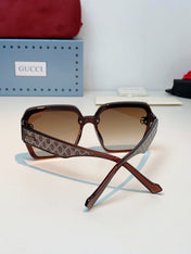 GUCCI 26S OVERSIZED SQUARE FRAME IN ACETATE 424519