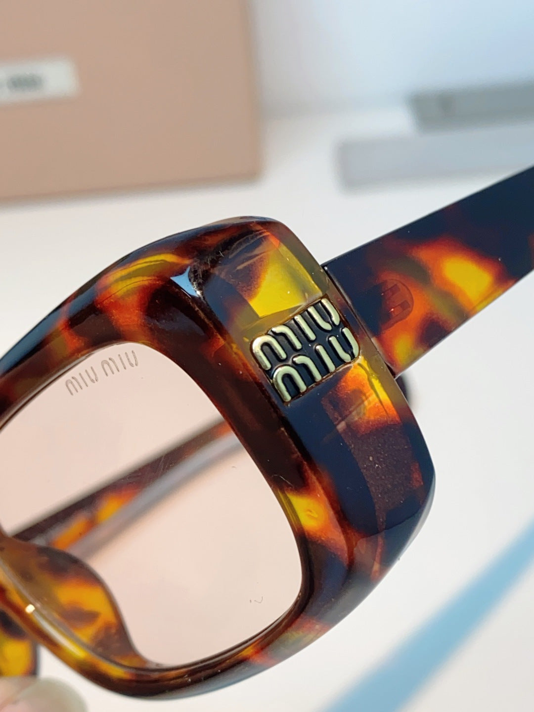 MIUMIU 26S RECTANGULAR FRAME IN ACETATE 426452
