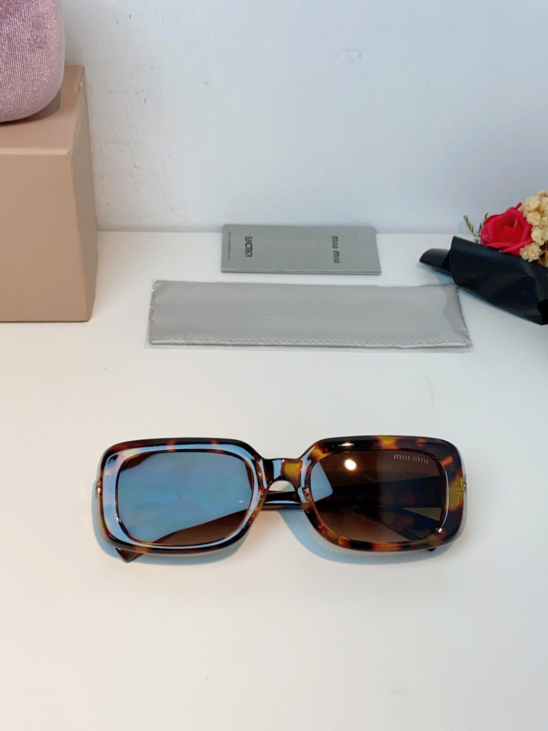 MIUMIU 26S RECTANGULAR FRAME IN ACETATE 426456