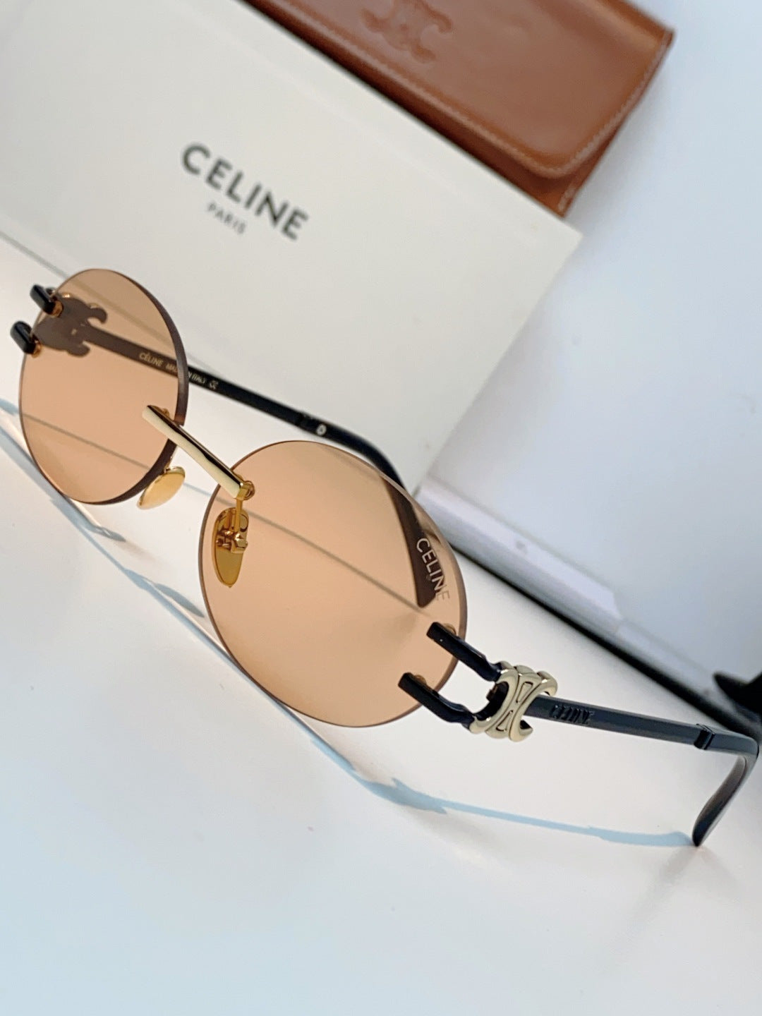 CELINE 26S OVAL FRAME IN METAL 427822