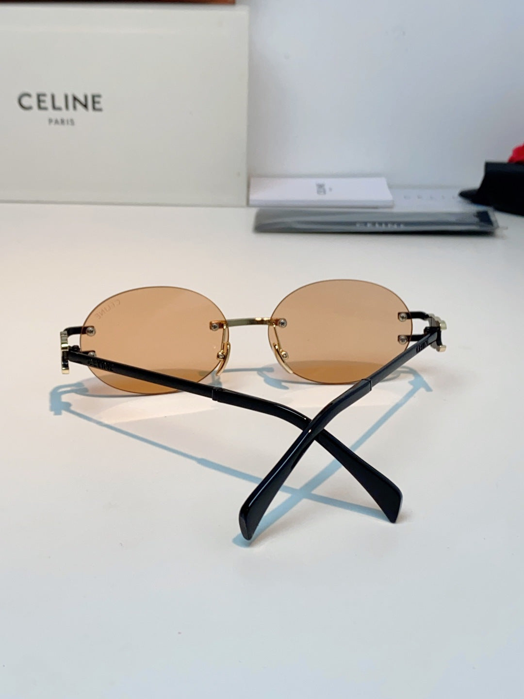 CELINE 26S OVAL FRAME IN METAL 427822