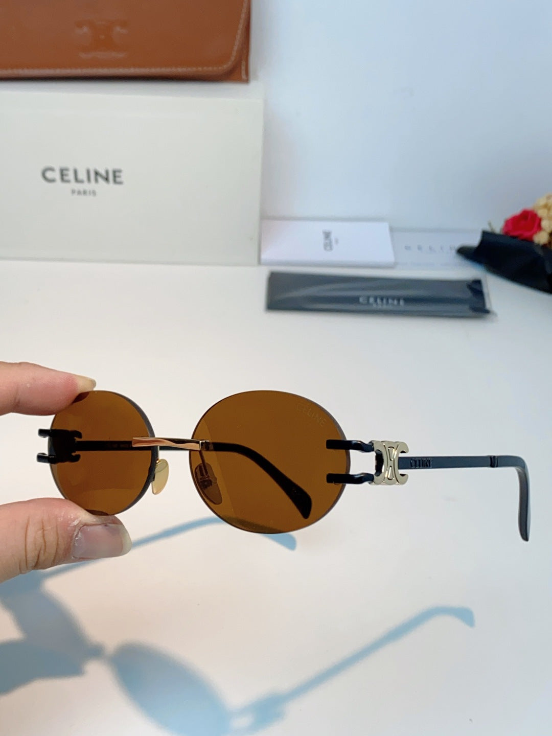 CELINE 26S OVAL FRAME IN METAL 427824