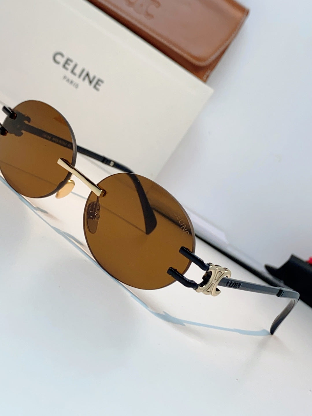 CELINE 26S OVAL FRAME IN METAL 427824