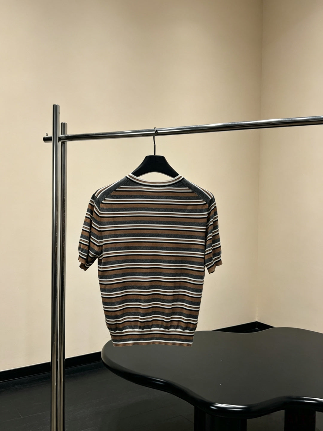 PRADA 26S SHORT-SLEEVE KNIT T-SHIRT 1010