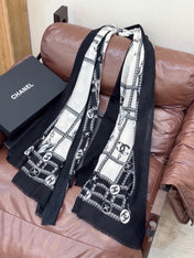 CHANEL 26S SCARF 200 IN CASHMERE AND SILK 306103