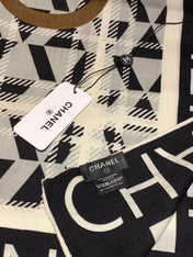 CHANEL 26S SCARF 135 IN CASHMERE AND SILK 309900