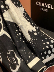 CHANEL 26S SCARF 140 IN SILK 311980
