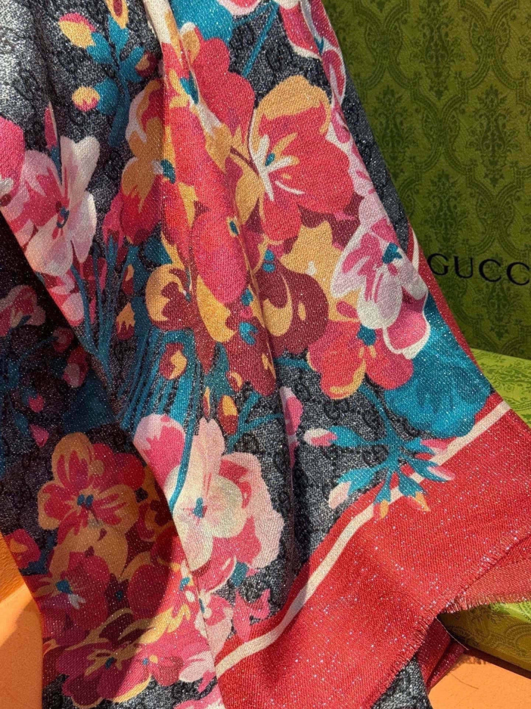 GUCCI 26S SCARF 200 IN CASHMERE AND SILK 315123