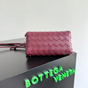 CONCERT POUCH 18.5 IN BURGUNDY LAMBSKIN