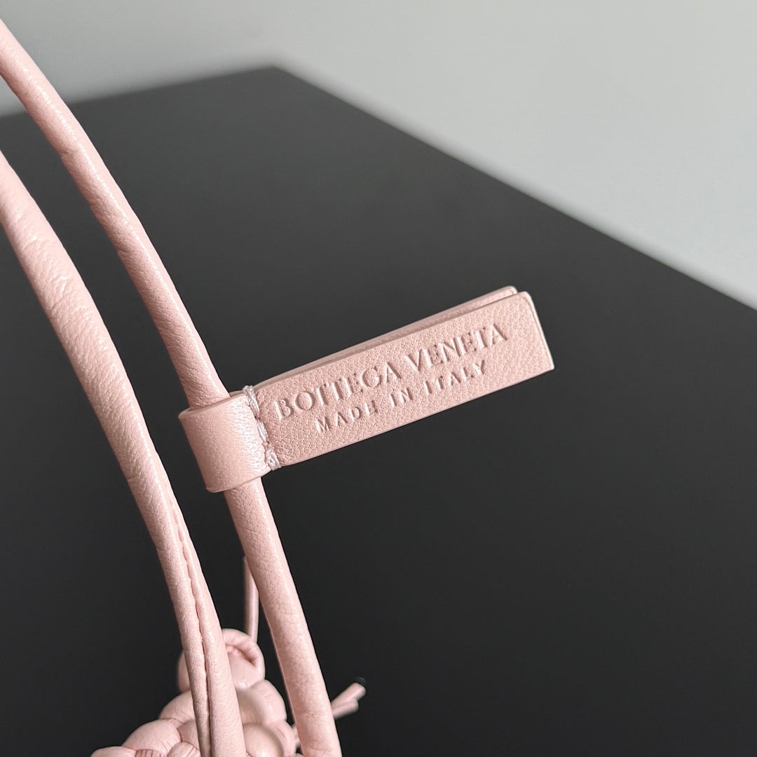 BOTTEGA VENETA 25S CAT CHARM IN LIGHT PINK CALFSKIN