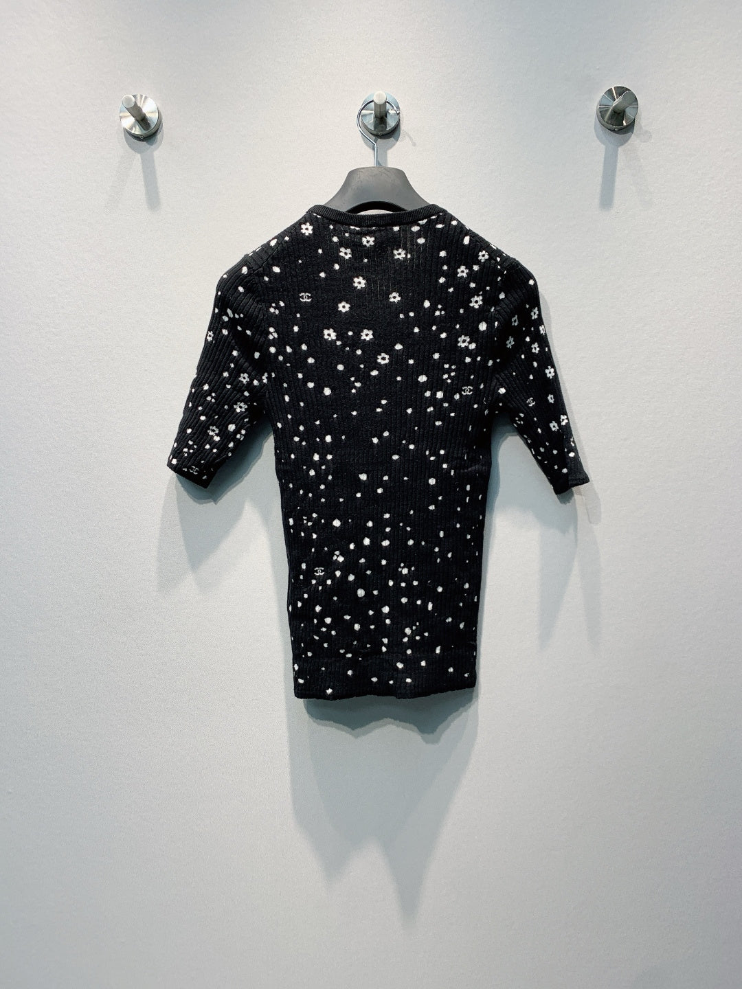 CHANEL 26S SHORT-SLEEVE KNIT TOP 1387