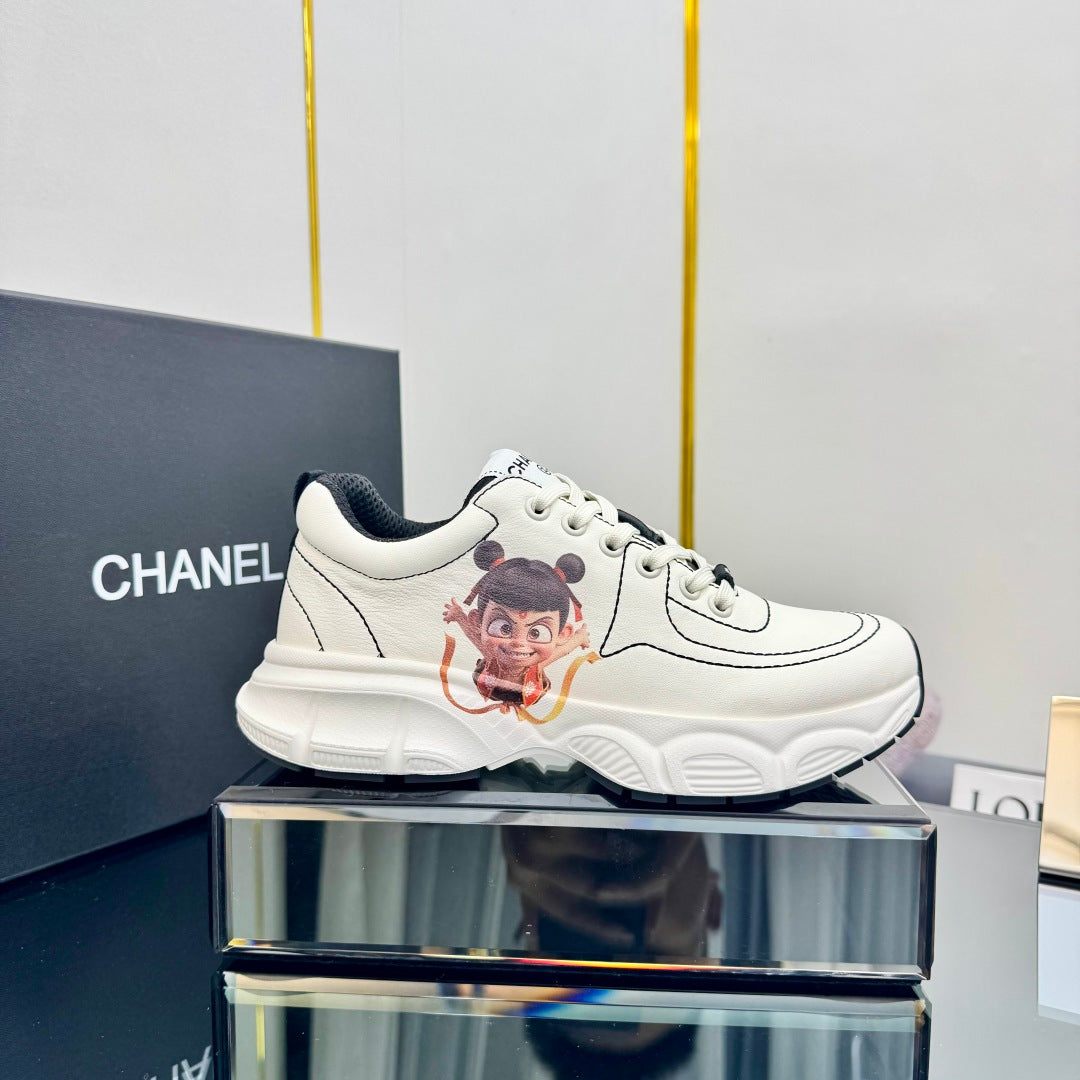 TRAINERS SNEAKER IN WHITE CALFSKIN WITH STICKER 238626