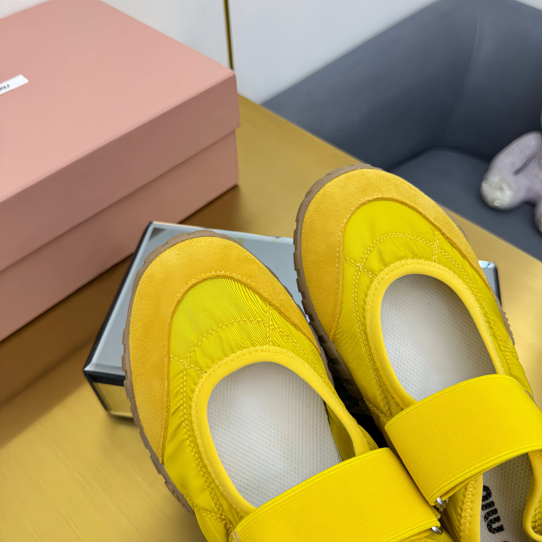 BALLERINAS SHOES IN YELLOW TYRE TECHNICAL FABRIC AND SUEDE