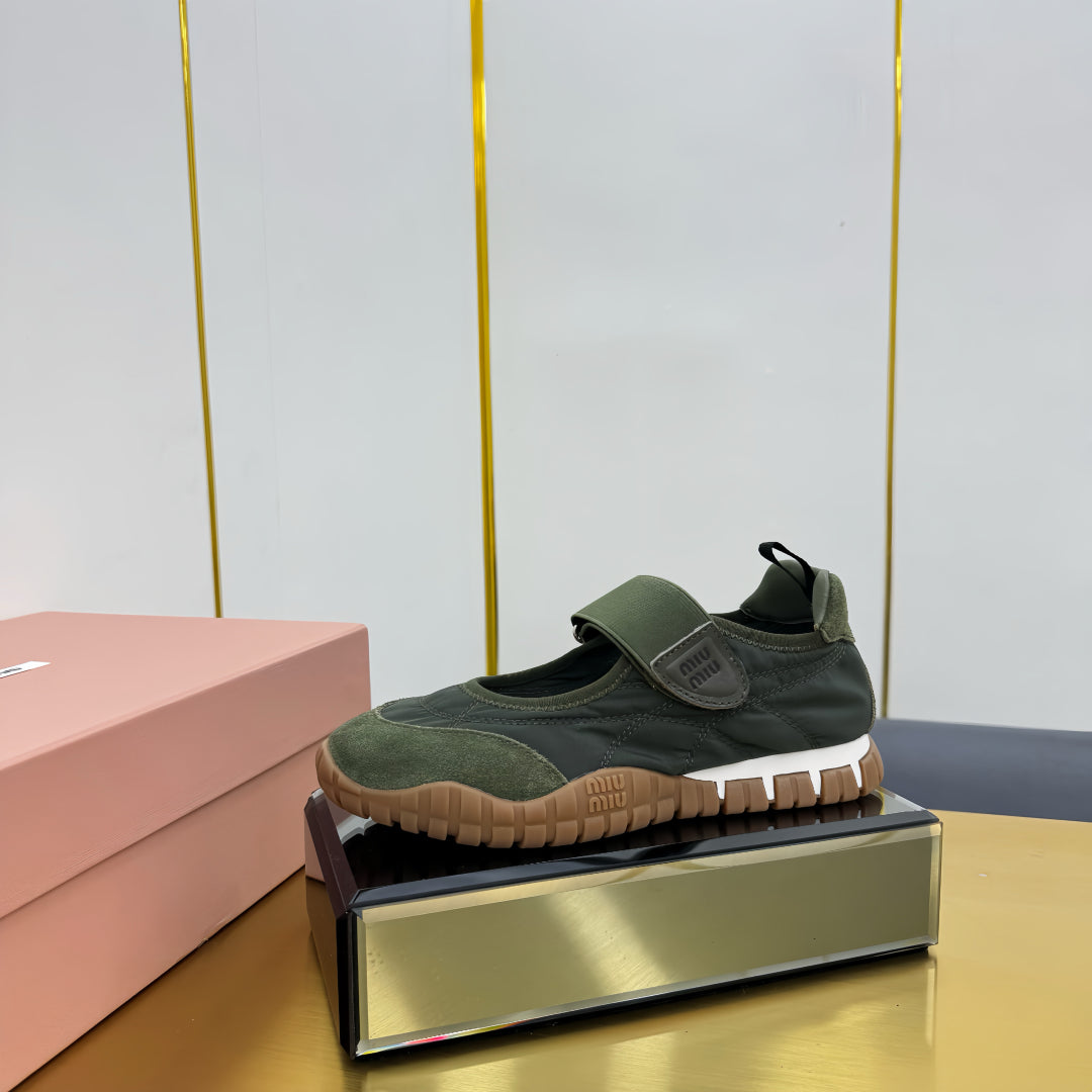 BALLERINAS SHOES IN DARK GREEN TYRE TECHNICAL FABRIC AND SUEDE