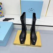 PRADA 25S POINTED TOE HIGH BOOTS 50MM IN BLACK CALFSKIN WITH LOGO