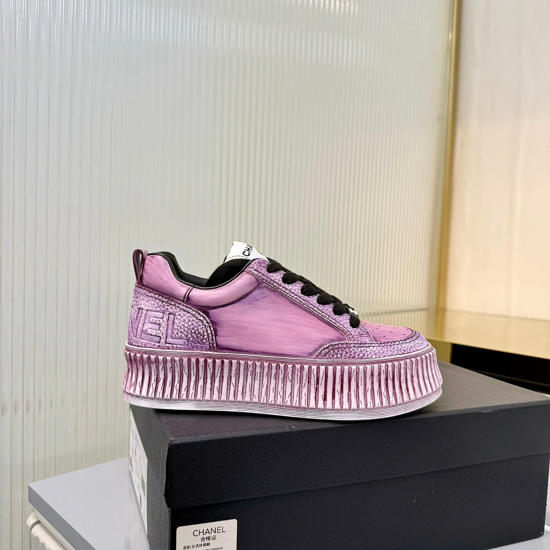 CHANEL 26S LOW-TOP SNEAKERS IN PURPLE PINK GRAFFITI PATTERN CALFSKIN