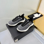 CHANEL 26S PLATFORM SNEAKERS IN GREY SUEDE WITH CC LOGO