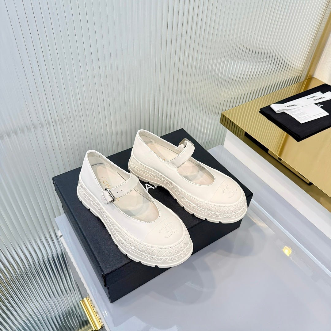 CHANEL 26S PLATFORM MARY JANE SHOES IN WHITE LAMBSKIN