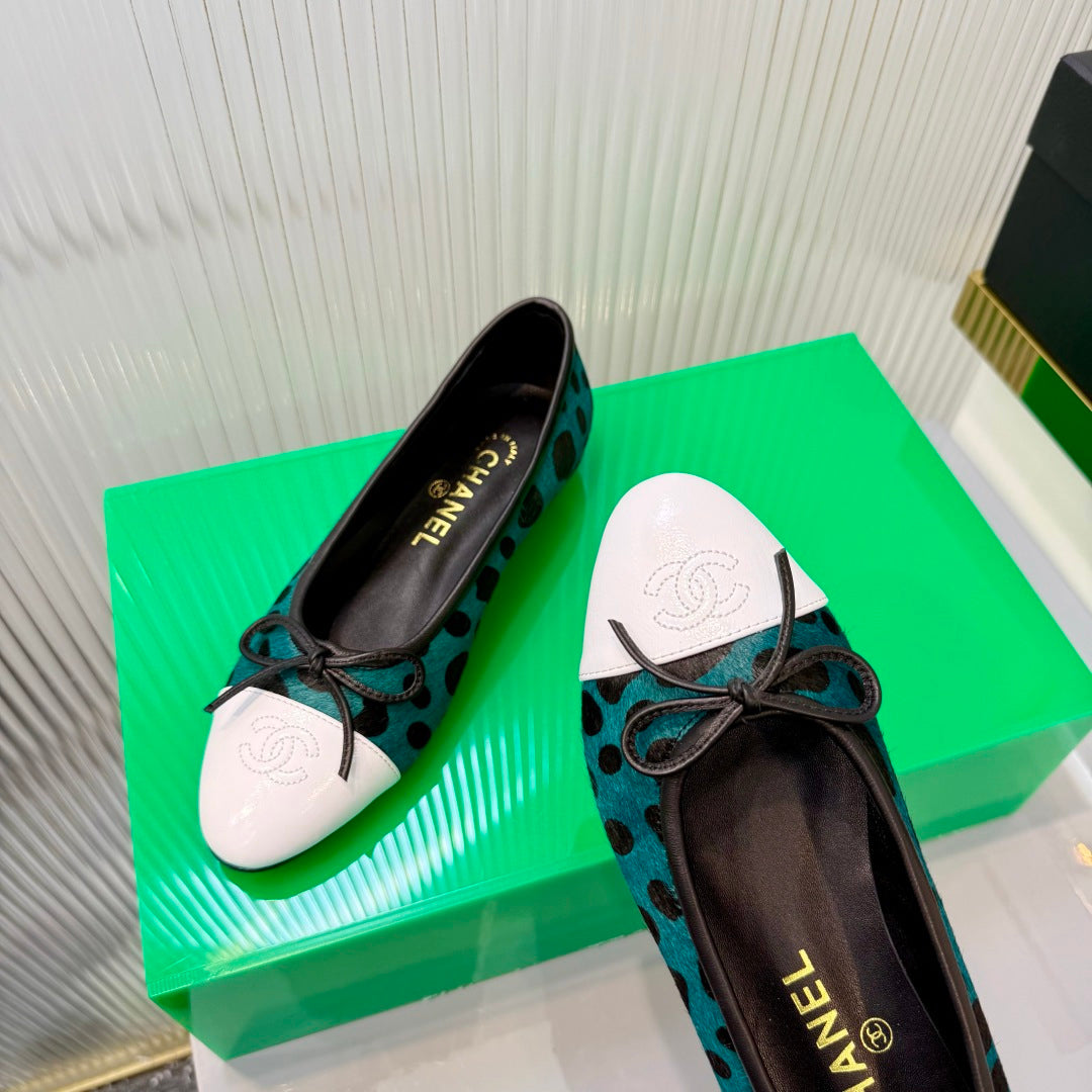 CHANEL 26S FLAT SHOES IN TEAL AND BLACK LEOPARD PRINT PONY HAIR