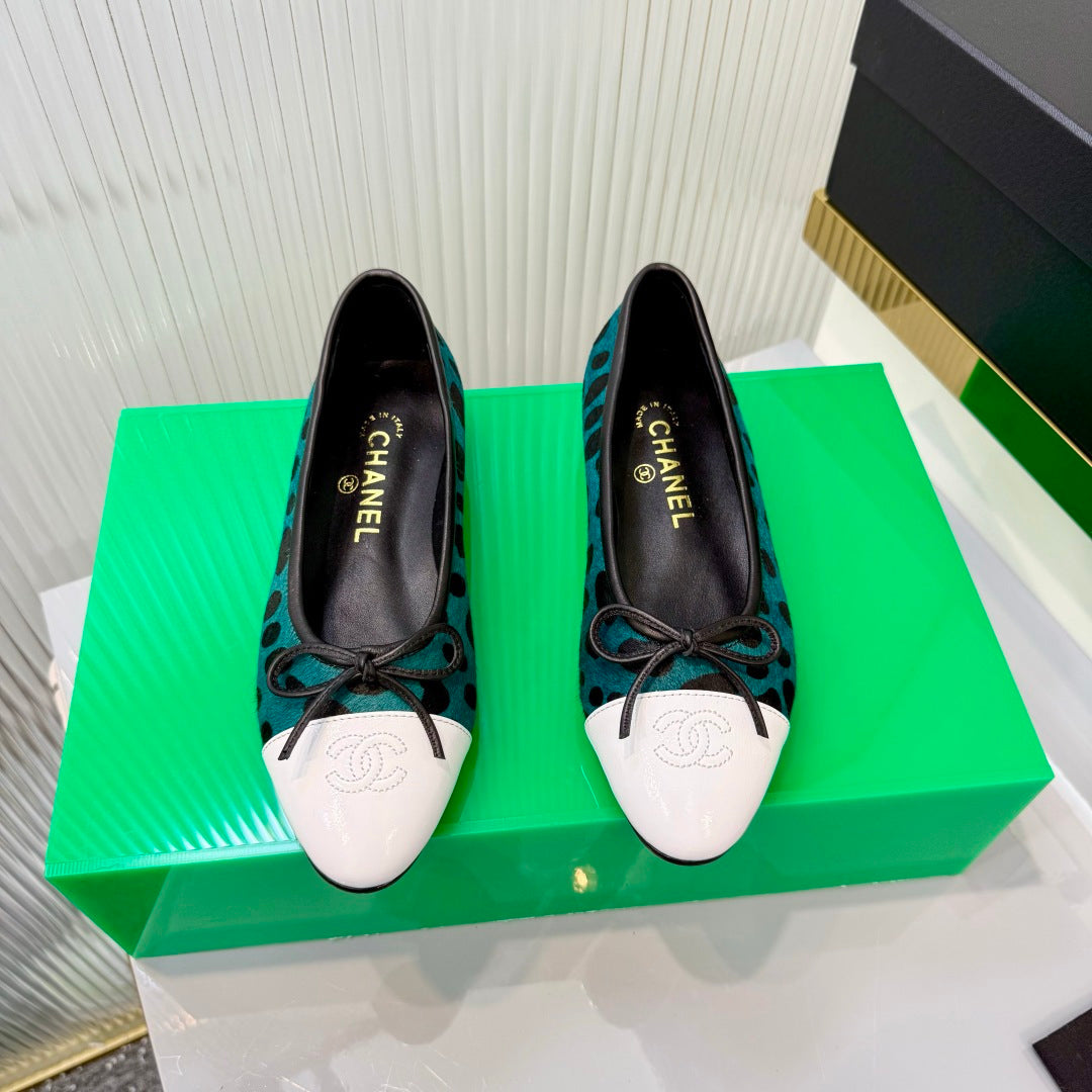 CHANEL 26S FLAT SHOES IN TEAL AND BLACK LEOPARD PRINT PONY HAIR