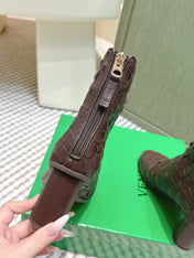 BOTTEGA VENETA 26S INTRECCIATO BOOTS 70 MM IN BROWN LAMBSKIN