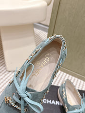 CHANEL 25S MOCCASINS IN LIGHT BLUISH-GRAY AND LIGHT GREY SUEDE