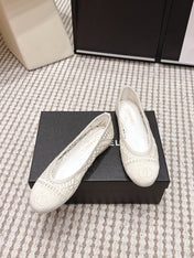 CHANEL 26S BALLET FLATS IN WHITE MESH AND FABRIC