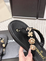CHANEL 26S FLIP-FLOPS IN BLACK CALFSKIN