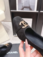 CHANEL 26S HIGH HEELS 95 MM IN BLACK SUEDE WITH GOLD-TONE CC LOGO