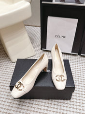 CHANEL 26S HIGH HEELS 75 MM IN WHITE CALFSKIN WITH GOLD-TONE CC LOGO